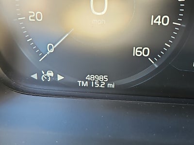2021 Volvo XC90 Momentum