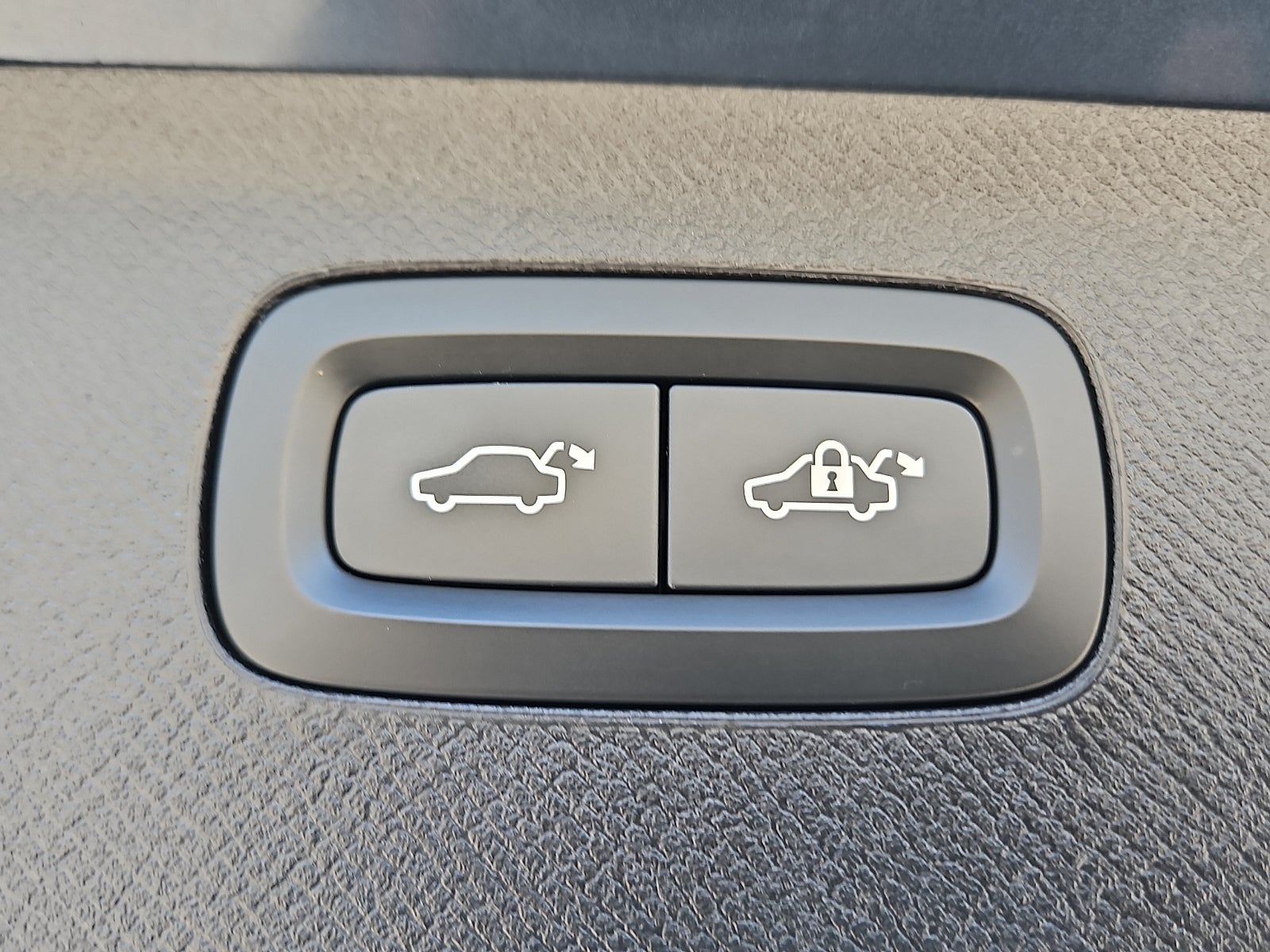 2021 Volvo XC90 Momentum