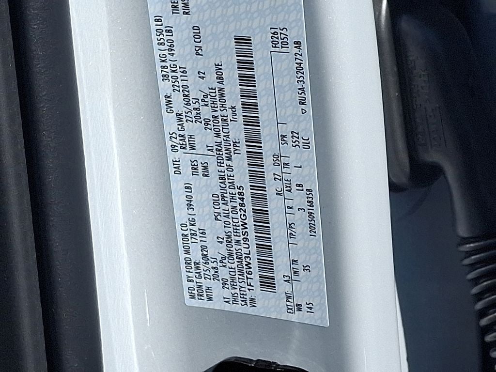 2025 Ford F-150 Lightning Flash