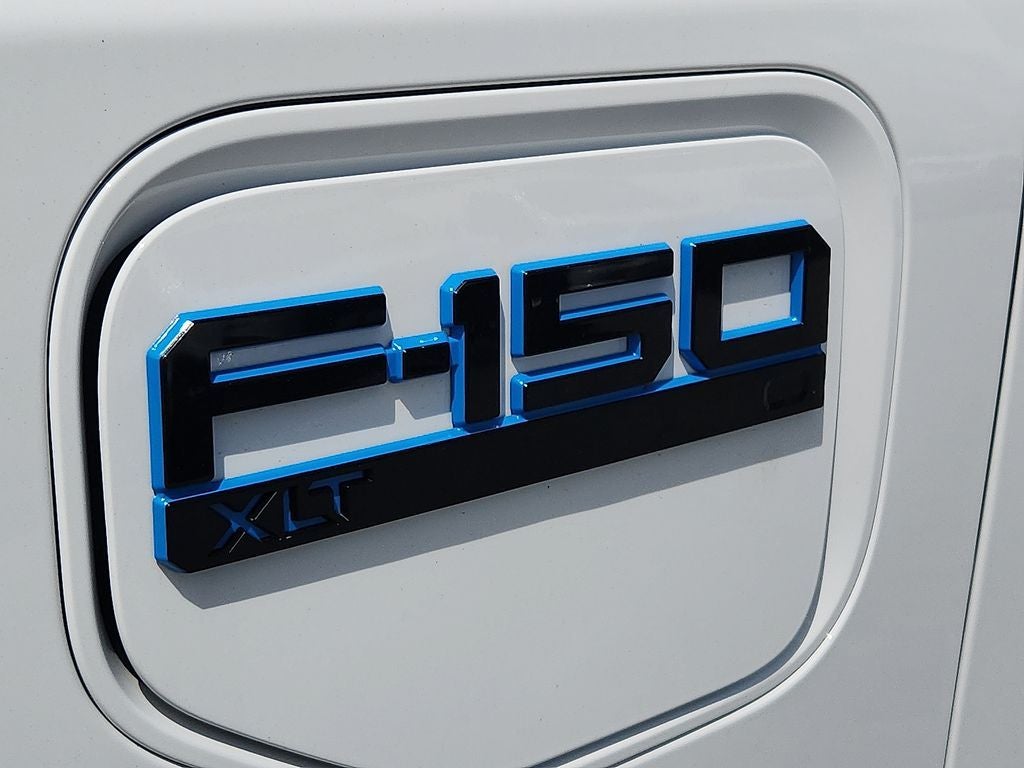 2025 Ford F-150 Lightning XLT